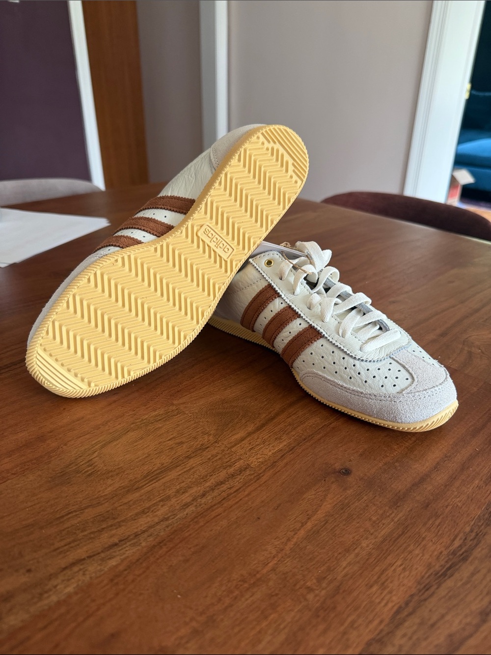 NWT Adidas Originals Japan Sneakers - Women’s size 7 - Picture 4 of 5